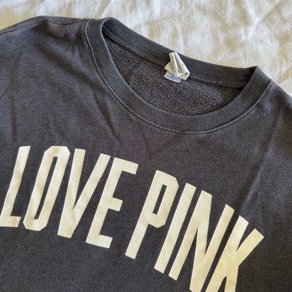 Victoria’s Secret LOVE PINK, Grey Sweatshirt - Picture 3 of 6